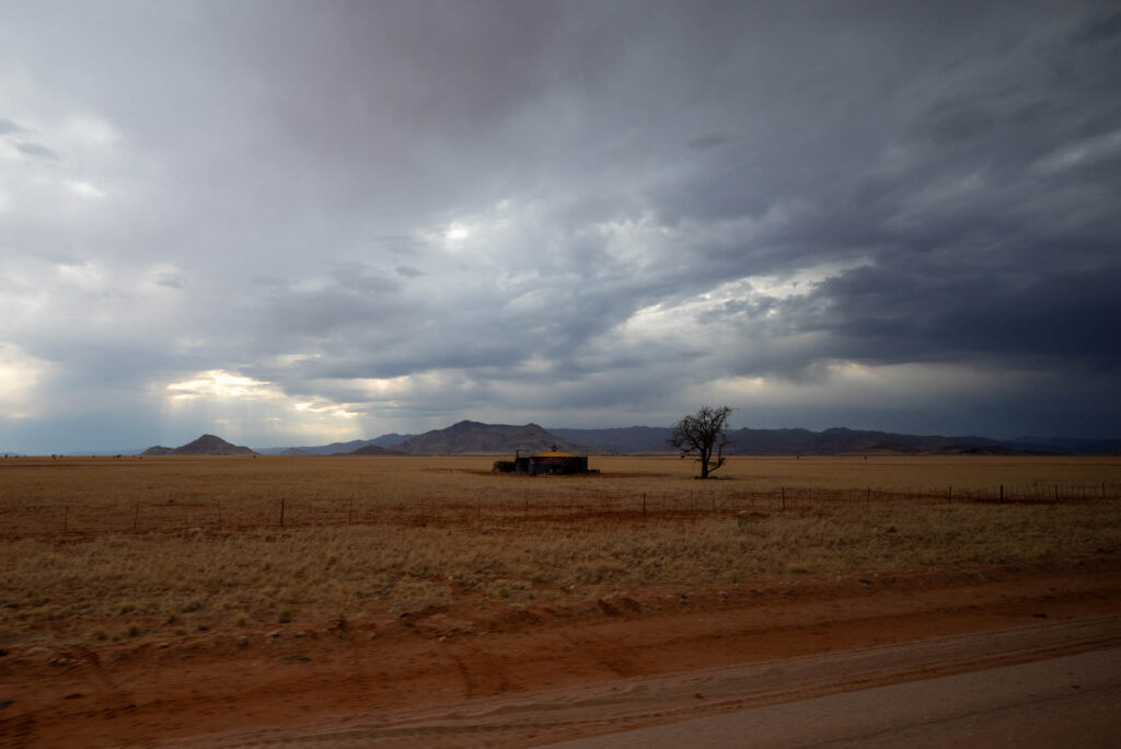 Regen über dem Namib-Naukluft-Nationalpark Namibia